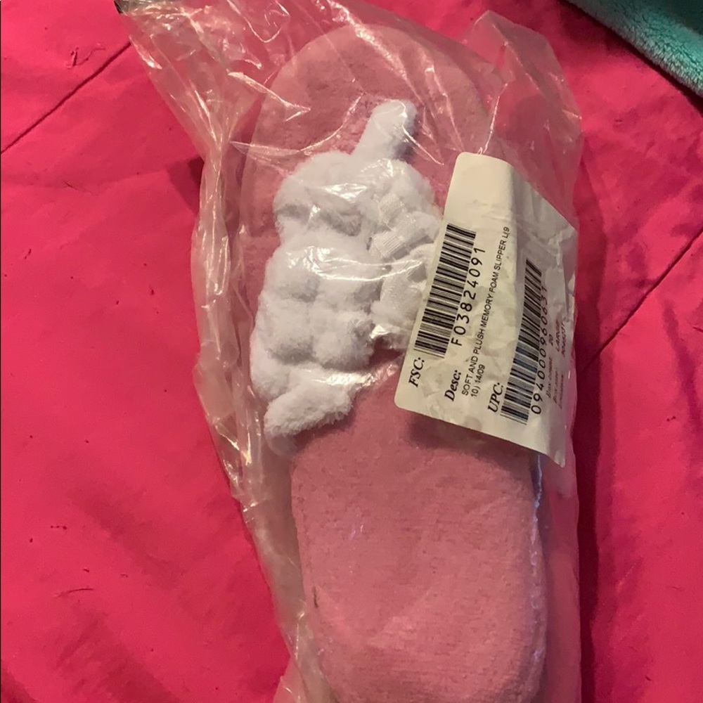 Brand new soft and plush memory foam Slippers